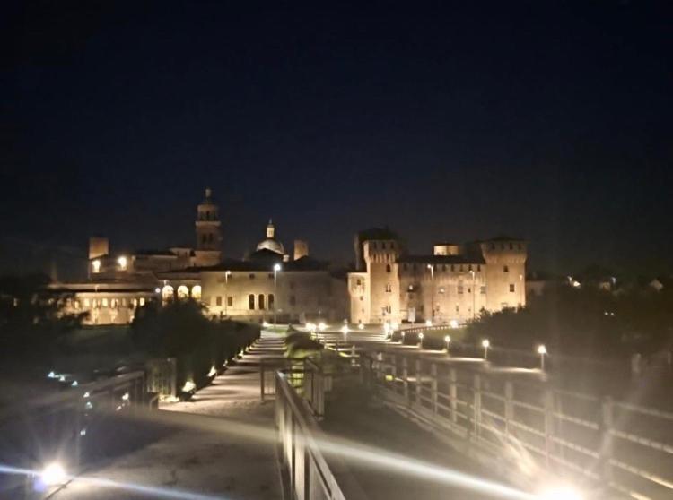 Corte Castella มานโตวา ภายนอก รูปภาพ